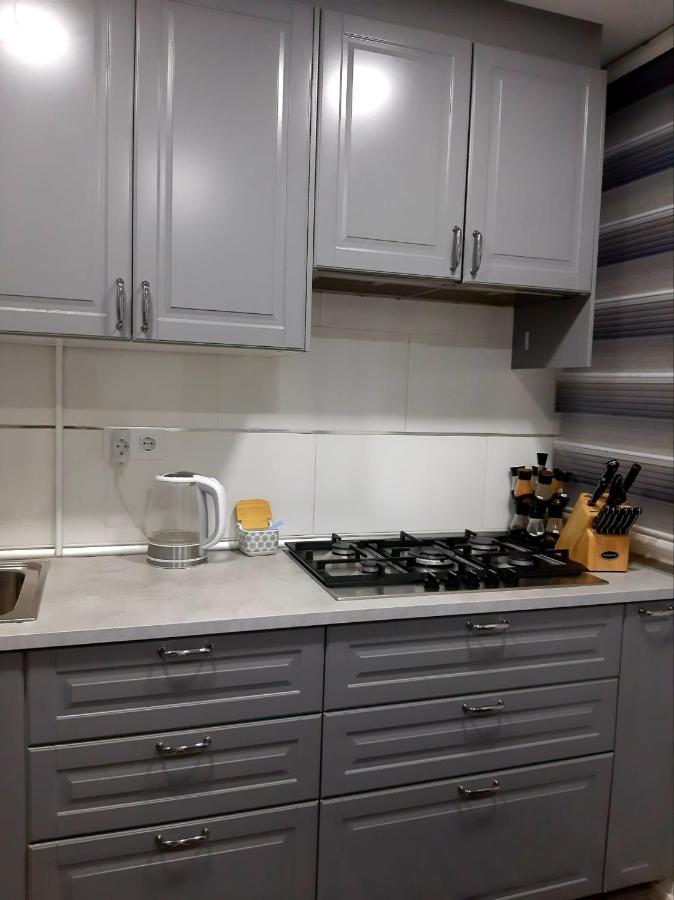 Nur Apartment Тарраса Екстер'єр фото