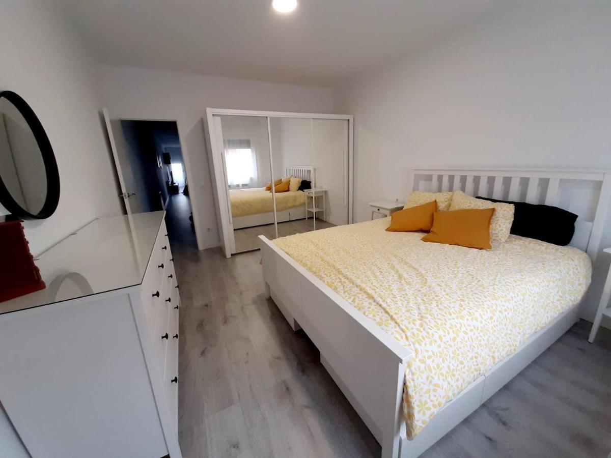 Nur Apartment Тарраса Екстер'єр фото