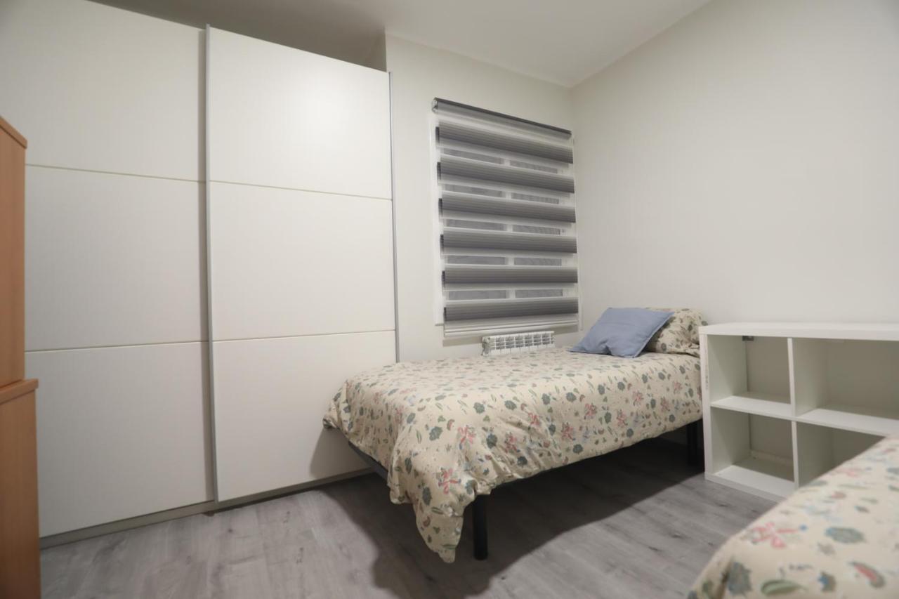 Nur Apartment Тарраса Екстер'єр фото